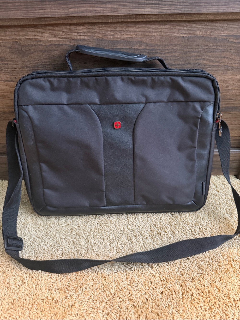 Wenger Black Laptop Messenger Bag
